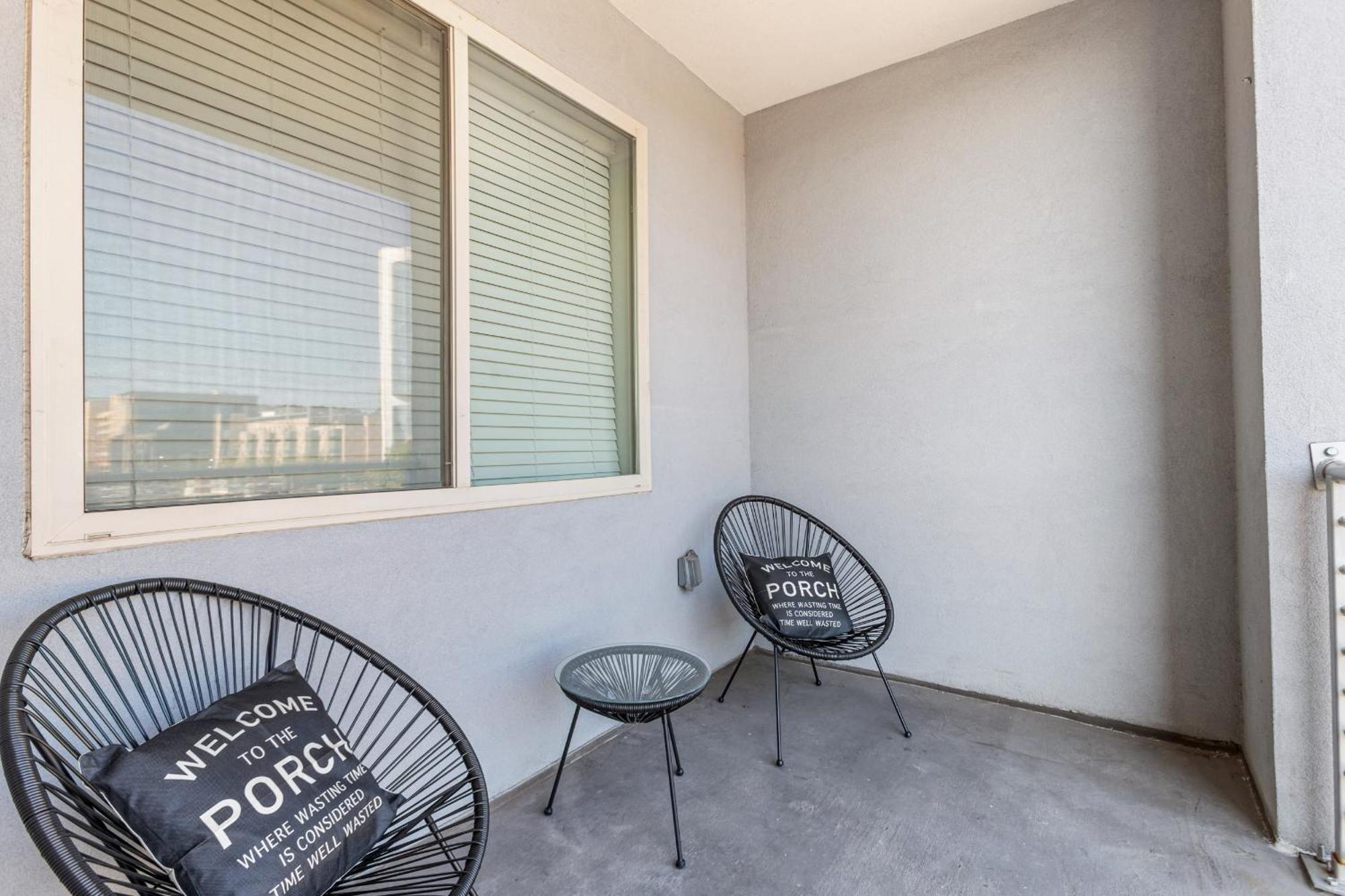 Modern Downtown Apartment Birmingham Luaran gambar